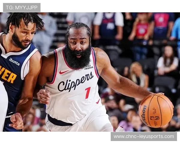 哈登终场前精准助攻，76人在加时战胜对手