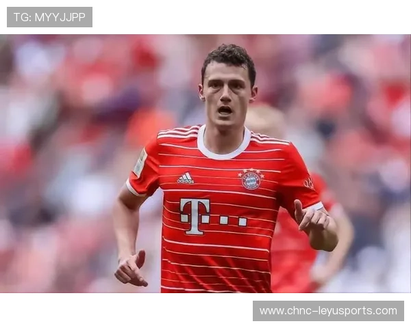 拜仁从边路将节奏推向极限，帕瓦尔的长传极具杀伤力