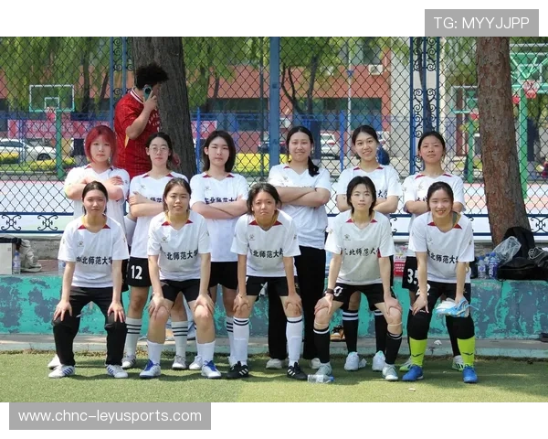 为什么足球比赛11个人？这个数字是怎么来的？，为什么足球每队都是11人,这十一人怎么安排